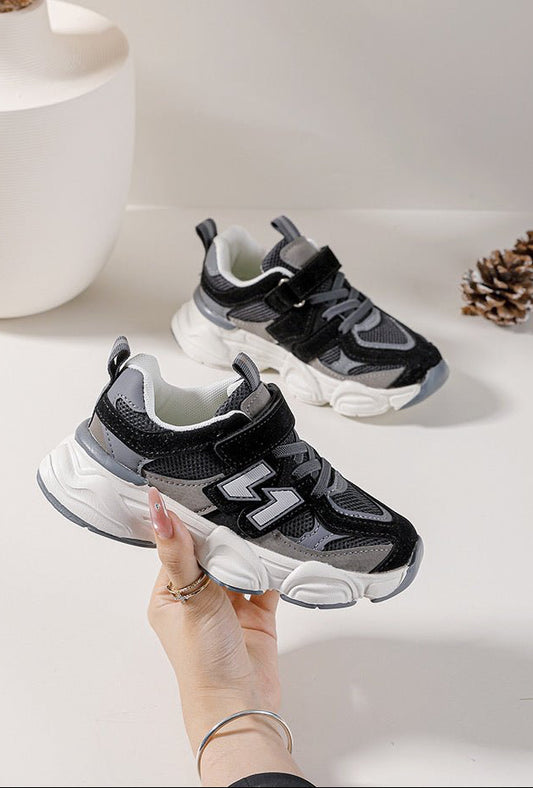Baskets enfant noires et grises à scratch – Chaussures garçon sport confortables et résistantes - MiniWalks